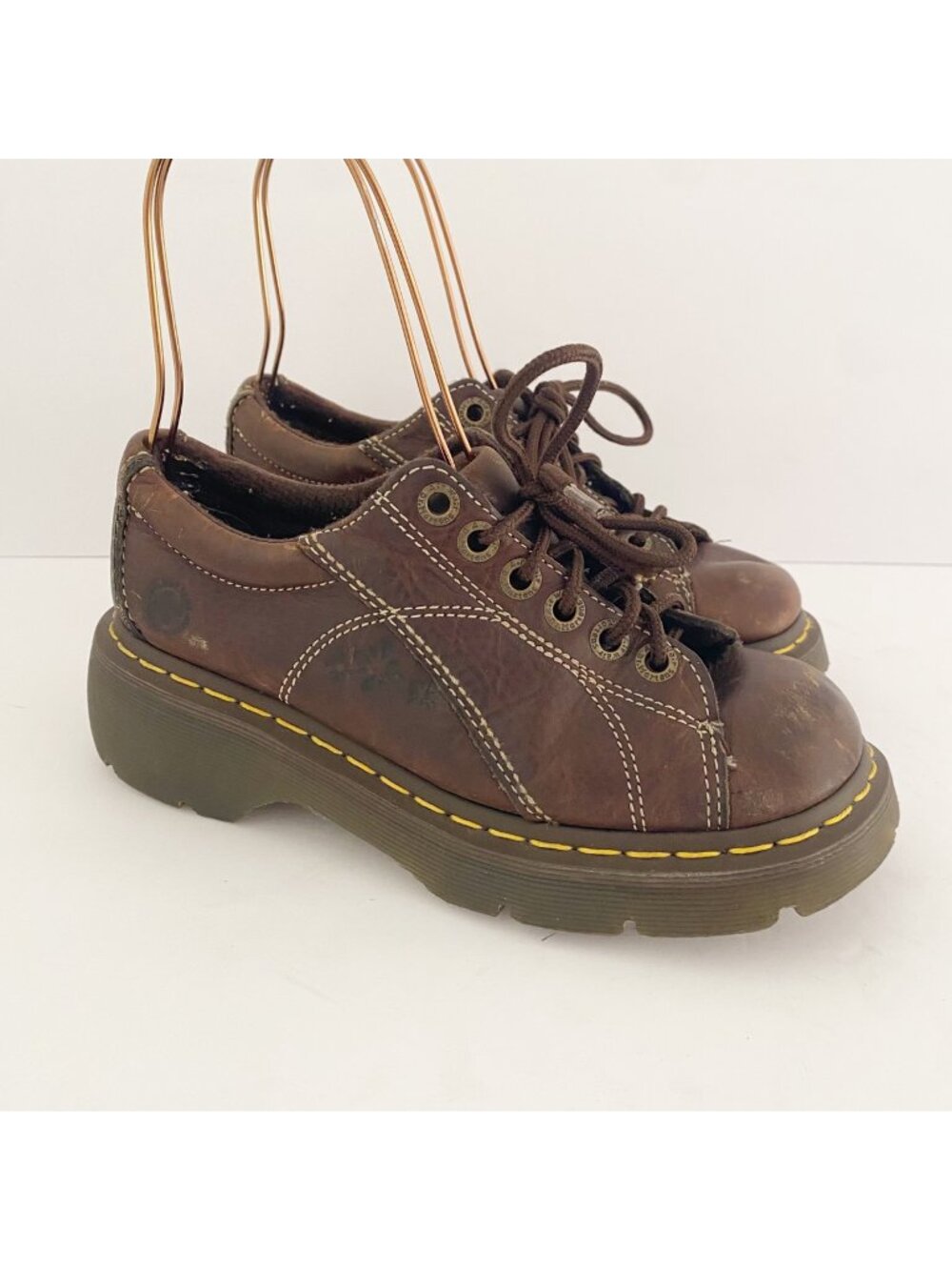Dr. Martens 12283 Vintage Y2K Daisy Shoes Brown